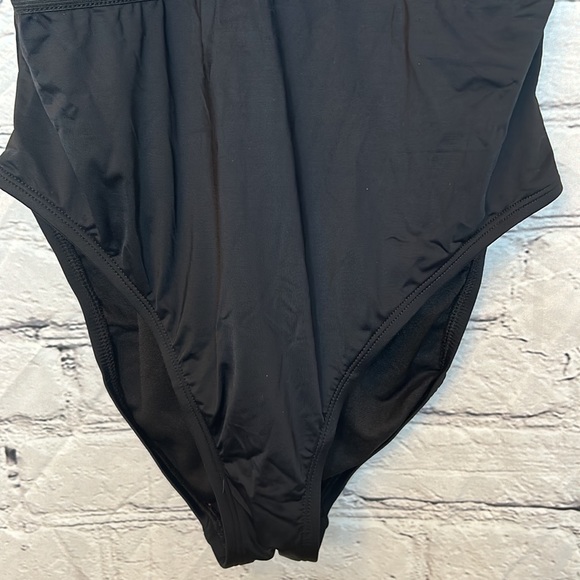 Hilor Black One-Piece Swimsuit Size Medium Size 8-10 Brand New W/Tags - Picture 7 of 14